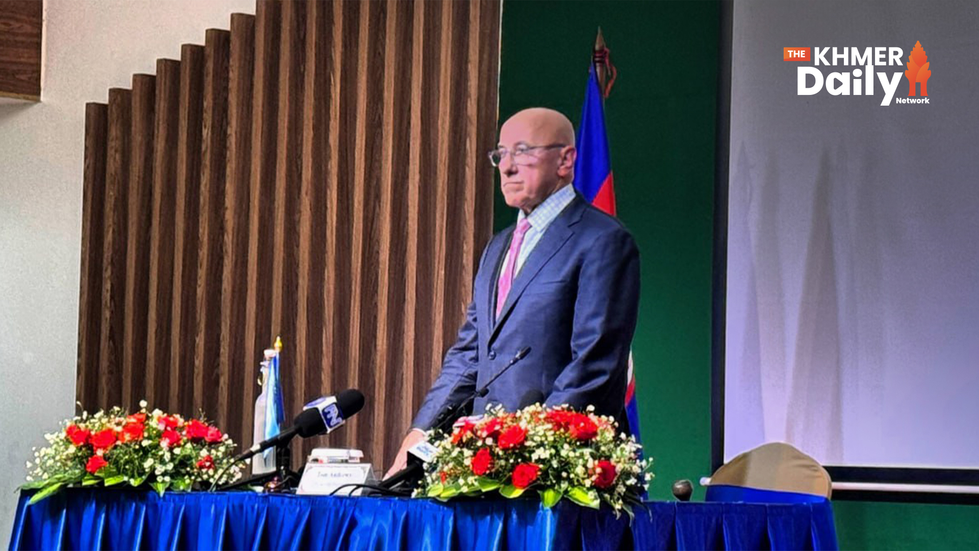 UN Special Rapporteur Agrees With Samdech Hun Sen on Using International Law to Resolve Border Dispute