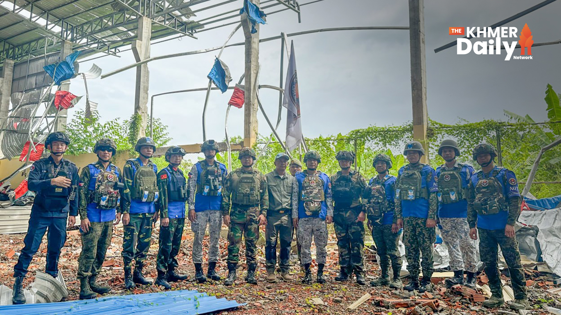 ក្រសួងការពារជាតិនាំ ក្រុមអ្នកសង្កេតការណ៍អាស៊ាន ចុះពិនិត្យបទឈប់បាញ់ និងការខូចខាតដែលបង្កដោយការទម្លាក់គ្រាប់បែកពីយន្តហោះ F-16 របស់ថៃ នៅក្រុងប៉ោយប៉ែត