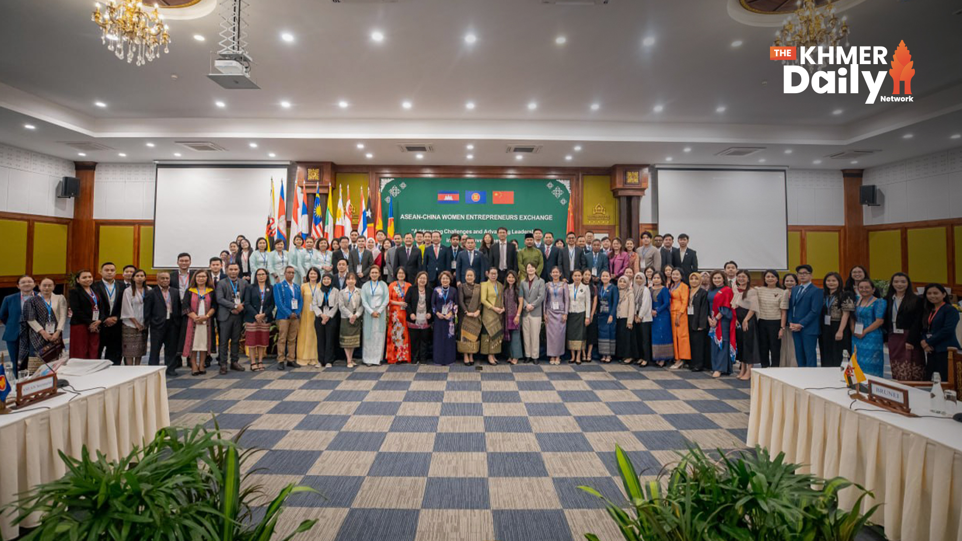 ASEAN–China Women Entrepreneurs Exchange Delegation Visits Local Enterprises in Siem Reap