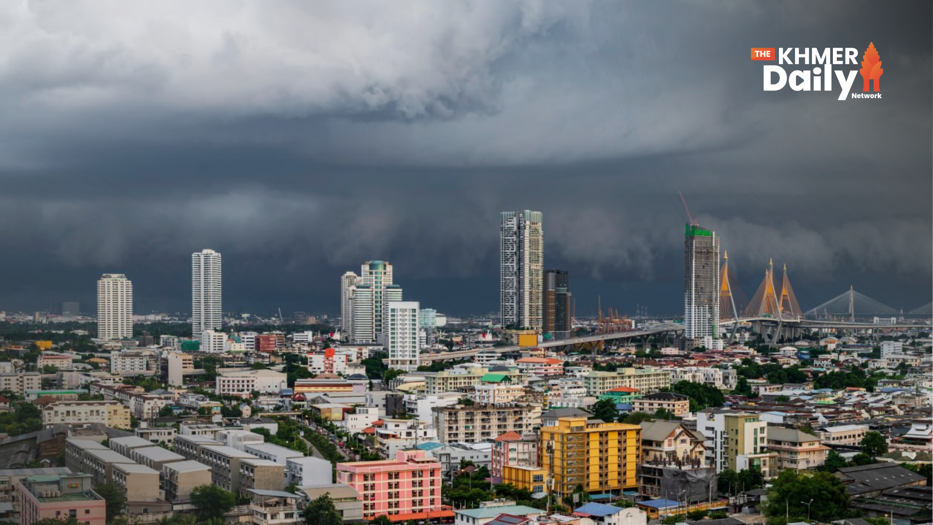 Heavy Rain, Flash Floods Threaten Upper Thailand as Tropical Storm Soulik Strengthens