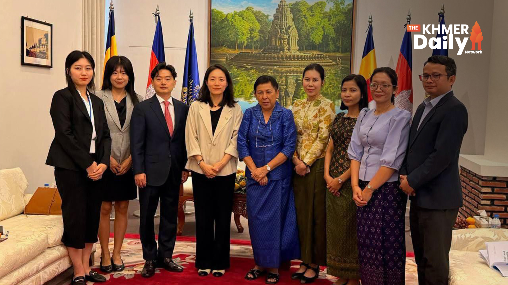 កម្ពុជា និងកូរ៉េខាងត្បូង ប្តេជ្ញាពង្រឹងកិច្ចសហប្រតិបត្តិការវប្បធម៌ឱ្យស៊ីជម្រៅ ខណៈឆ្នាំក្រោយជាខួប៣០ឆ្នាំ នៃទំនាក់ទំនងការទូត