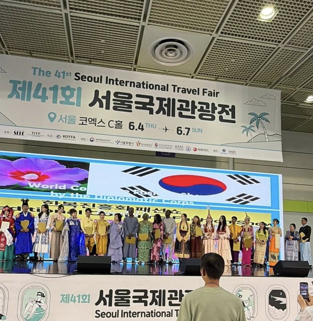 World Traditional Costumes Fashion Show in Seoul | June 6 at the COEX Exhibition Hall in Seoul, organised by the Korea Hanbok Promotion Association