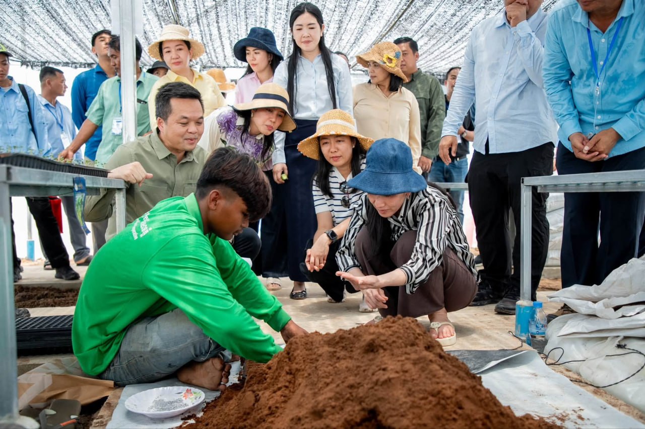 Photo: First Lady Pich Chanmony Hun Manet